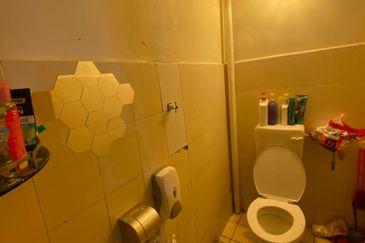 Teres 1 Tingkat Sungai Karang Darat Kuantan (Untuk Dijual)