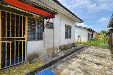 Semi D Sri Mahkota Taman Seri Kuantan (Untuk Dijual)
