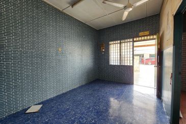 Semi D Sri Mahkota Taman Seri Kuantan (Untuk Dijual)