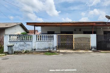 Semi D Sri Mahkota Taman Seri Kuantan (Untuk Dijual)