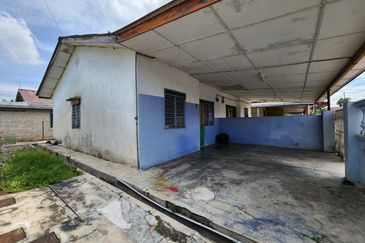 Semi D Sri Mahkota Taman Seri Kuantan (Untuk Dijual)