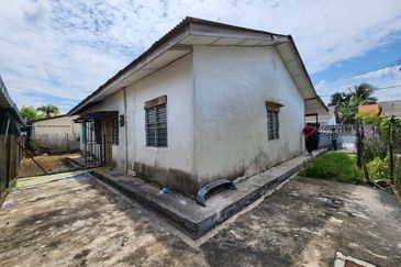 Semi D Sri Mahkota Taman Seri Kuantan (Untuk Dijual)
