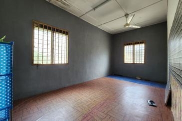 Semi D Sri Mahkota Taman Seri Kuantan (Untuk Dijual)