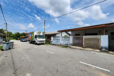 Semi D Sri Mahkota Taman Seri Kuantan (Untuk Dijual)