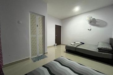 Semi D 2 Tingkat Taman Sapura Indah Gong Badak (Untuk Dijual)