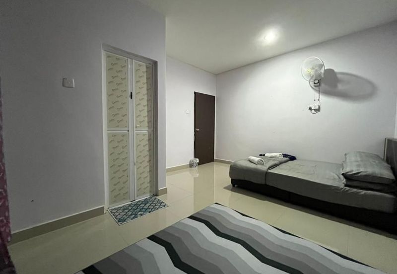 Semi D 2 Tingkat Taman Sapura Indah Gong Badak (Untuk Dijual)