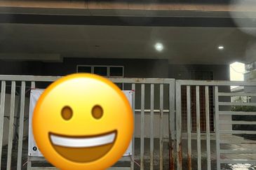 Semi D 2 Tingkat Taman Sapura Indah Gong Badak (Untuk Dijual)