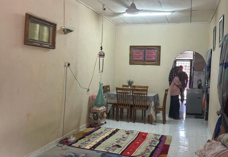 Teres 1 Tingkat Taman Chukai Indah Kemaman (Untuk Dijual)