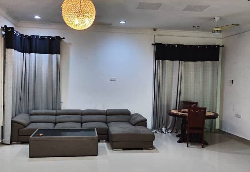 Semi D 2 Tingkat Kampung Batu 3 Binjai Kemaman (Untuk Dijual)