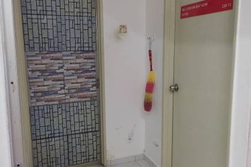 Semi D 2 Tingkat Kampung Batu 3 Binjai Kemaman (Untuk Dijual)