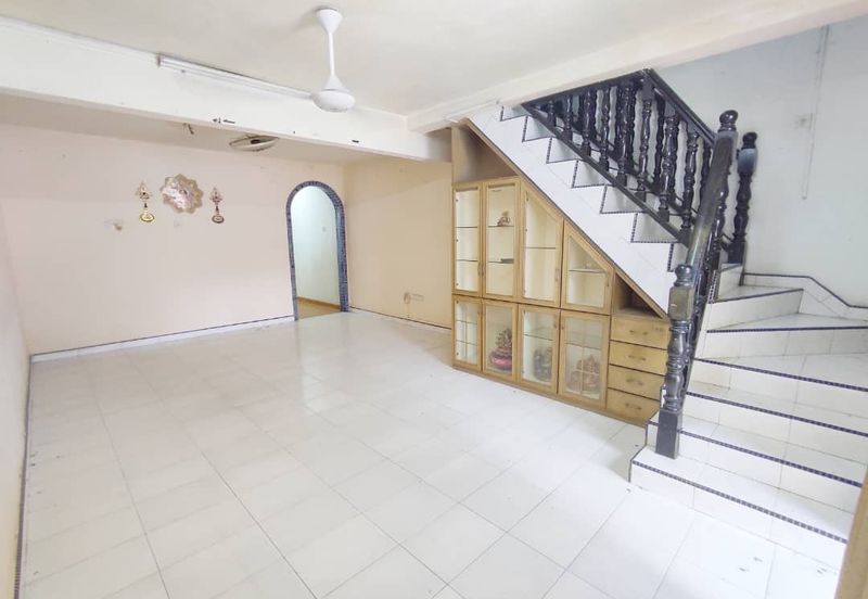 Teres 2 Tingkat Bukit Setongkol Kuantan (Untuk Dijual)