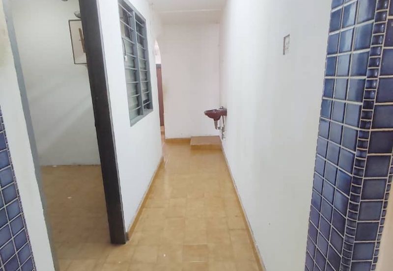 Teres 2 Tingkat Bukit Setongkol Kuantan (Untuk Dijual)