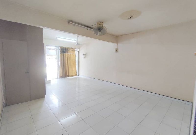 Teres 2 Tingkat Bukit Setongkol Kuantan (Untuk Dijual)