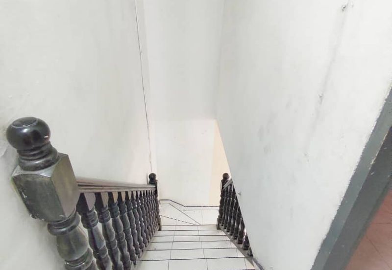 Teres 2 Tingkat Bukit Setongkol Kuantan (Untuk Dijual)