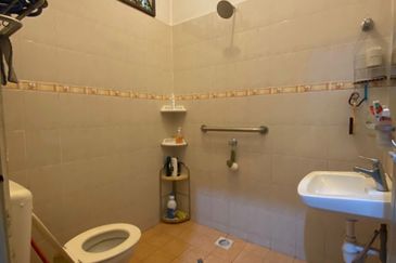 Semi D 1 Tingkat Sungai Ular Kuantan (Untuk Dijual)