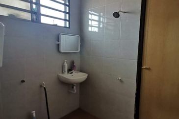 Teres 2 Tingkat Taman Krau Indah Temerloh (Untuk Dijual)