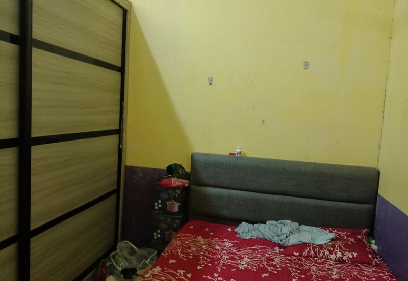 Teres 1 Tingkat Taman Bunga Tanjung Chukai Kemaman (Untuk Dijual)