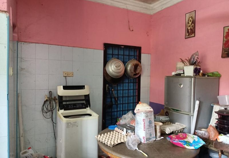 Teres 1 Tingkat Taman Bunga Tanjung Chukai Kemaman (Untuk Dijual)