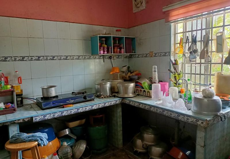 Teres 1 Tingkat Taman Bunga Tanjung Chukai Kemaman (Untuk Dijual)