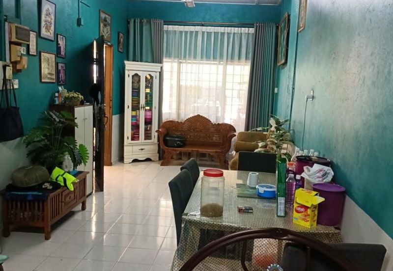 Teres 1 Tingkat Taman Bunga Tanjung Chukai Kemaman (Untuk Dijual)