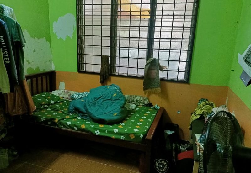 Teres 1 Tingkat Taman Bunga Tanjung Chukai Kemaman (Untuk Dijual)