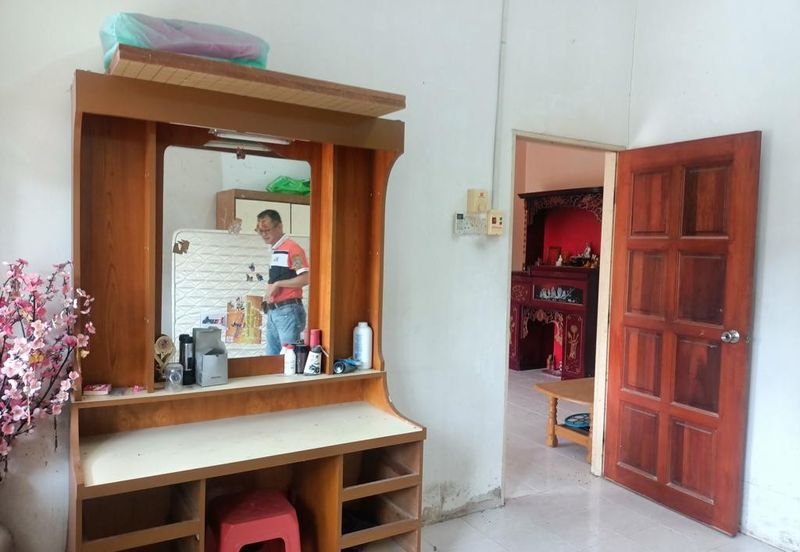 Semi D 1 Tingkat Taman Mutiara Binjai Kemaman (Untuk Dijual)