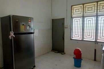 Semi D 1 Tingkat Taman Mutiara Binjai Kemaman (Untuk Dijual)