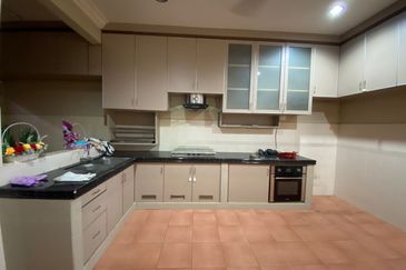 Semi D 2 Tingkat Indera Mahkota 14 Kuantan (Untuk Dijual) 