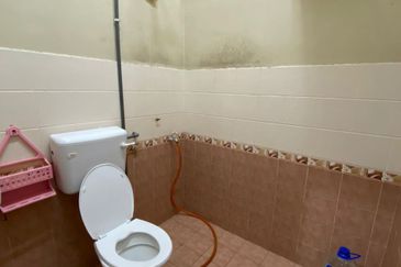 Semi D 2 Tingkat Indera Mahkota 14 Kuantan (Untuk Dijual) 