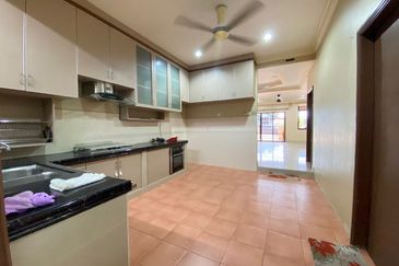 Semi D 2 Tingkat Indera Mahkota 14 Kuantan (Untuk Dijual) 