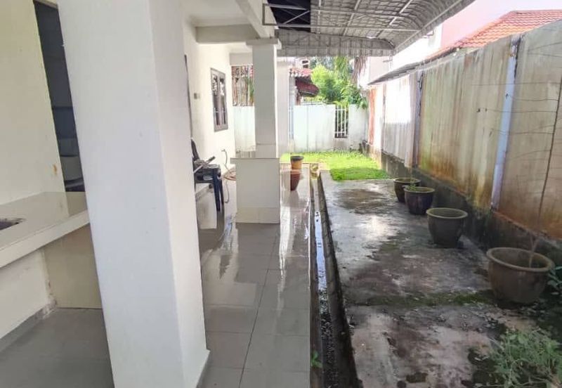 Banglo 2 Tingkat Tok Sira Kuantan (Untuk Dijual)