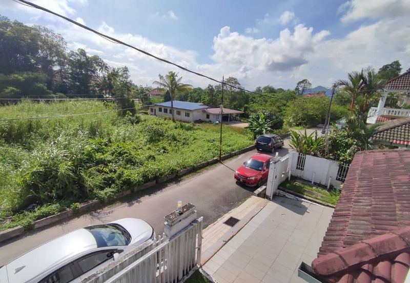 Banglo 2 Tingkat Tok Sira Kuantan (Untuk Dijual)