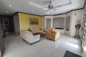 Banglo 2 Tingkat Tok Sira Kuantan (Untuk Dijual)