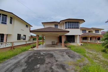 Banglo 2 Tingkat Taman Ibai Golf Kuala Terengganu (Untuk Dijual)