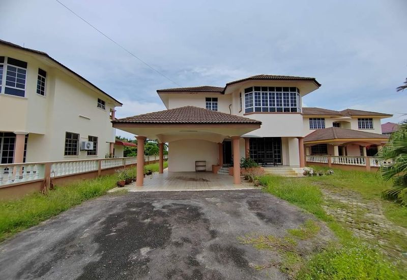 Banglo 2 Tingkat Taman Ibai Golf Kuala Terengganu (Untuk Dijual)