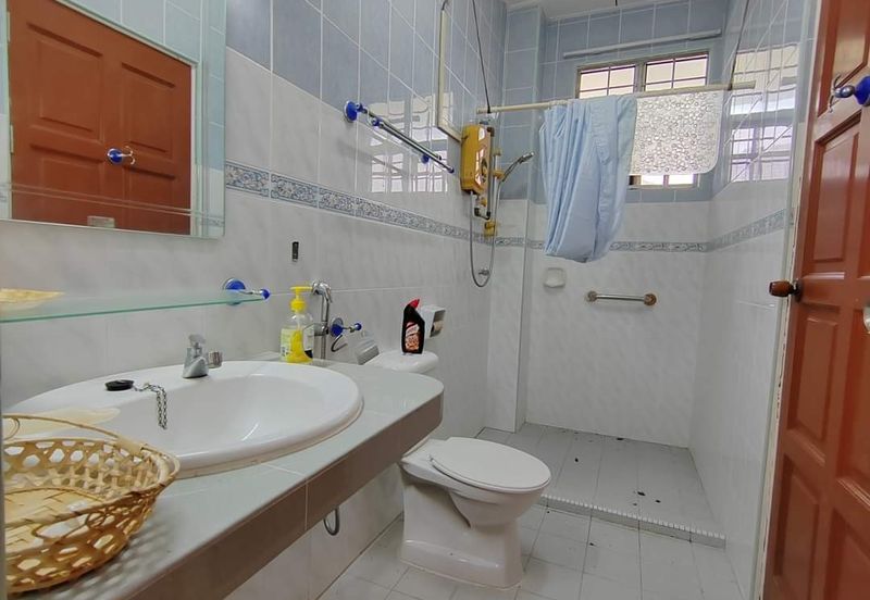 Banglo 2 Tingkat Taman Ibai Golf Kuala Terengganu (Untuk Dijual)