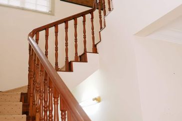 Banglo 2 Tingkat Taman Ibai Golf Kuala Terengganu (Untuk Dijual)