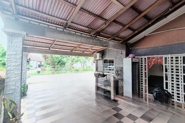 Teres 1 Taman Asoka Bandar Baru Bukit Mentok Kemaman (Untuk Dijual)