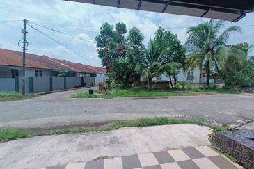 Teres 1 Taman Asoka Bandar Baru Bukit Mentok Kemaman (Untuk Dijual)