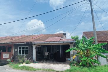 Teres 1 Taman Asoka Bandar Baru Bukit Mentok Kemaman (Untuk Dijual)