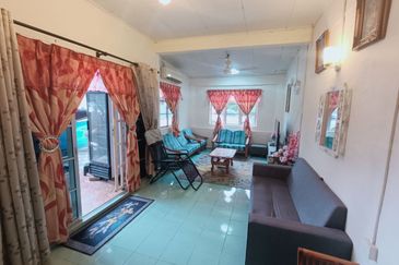 Teres 1 Taman Asoka Bandar Baru Bukit Mentok Kemaman (Untuk Dijual)