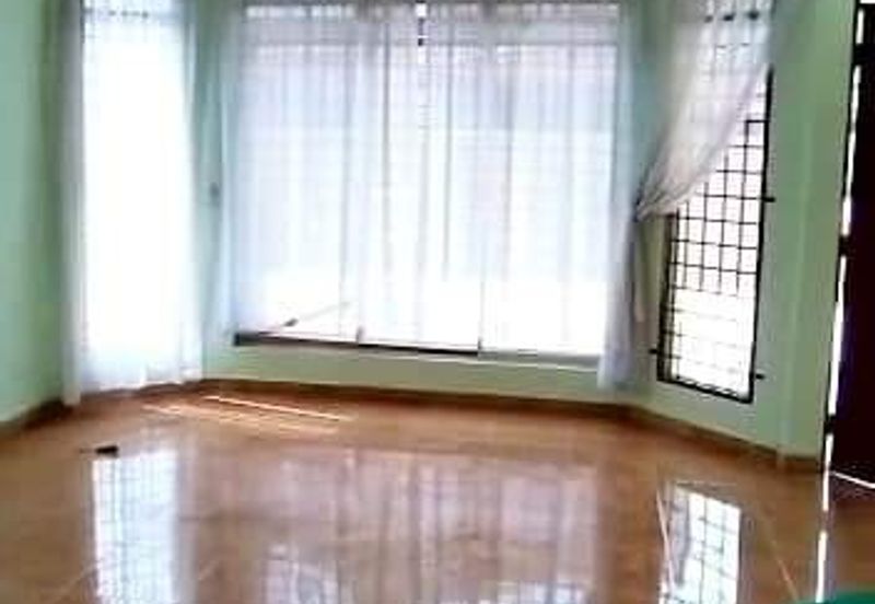 Teres 2 Tingkat Corner Lot Bukit Besar Terengganu (Untuk Dijual)