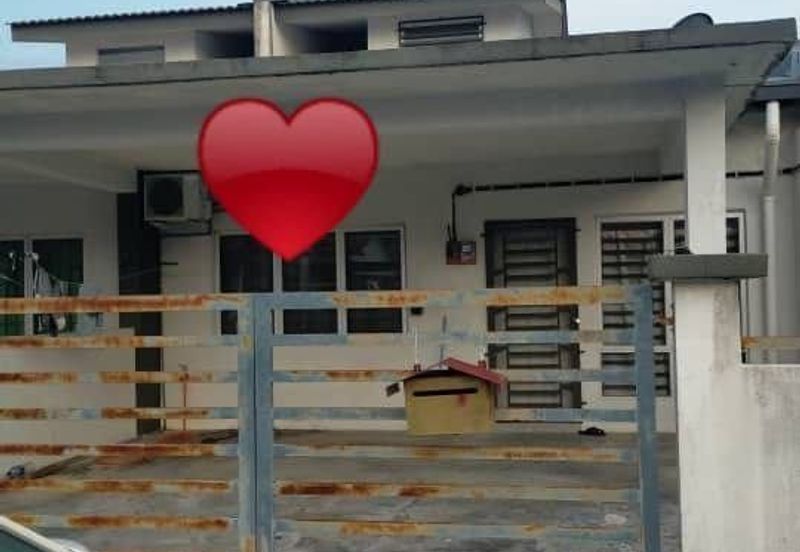 BANDAR SATELITE MUADZAM SHAH