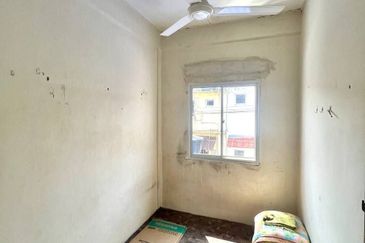 KAMPUNG BARU MENGKUANG