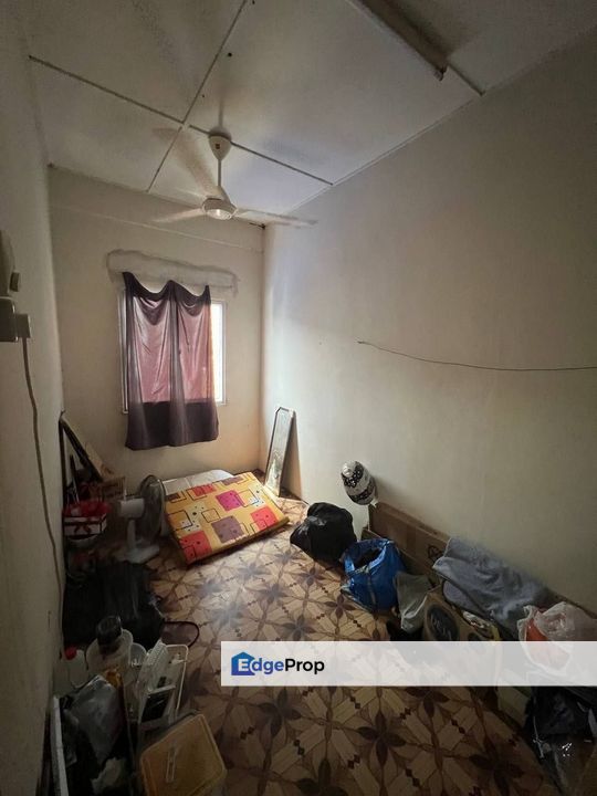 TERES 2 TINGKAT DI TAMAN DAMAI MENGKUANG, BERA UNTUK DIJUAL, Pahang, Bera