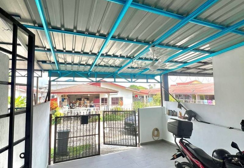 KAMPUNG BARU MENGKUANG