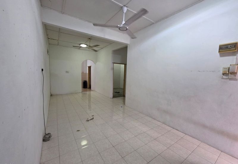 PEKAN RESIDENSI (PL 1844)