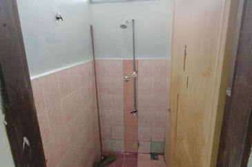 KAMPUNG CHENGAL LEMPONG