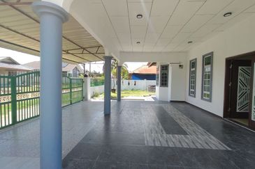 KAMPUNG CHENGAL LEMPONG