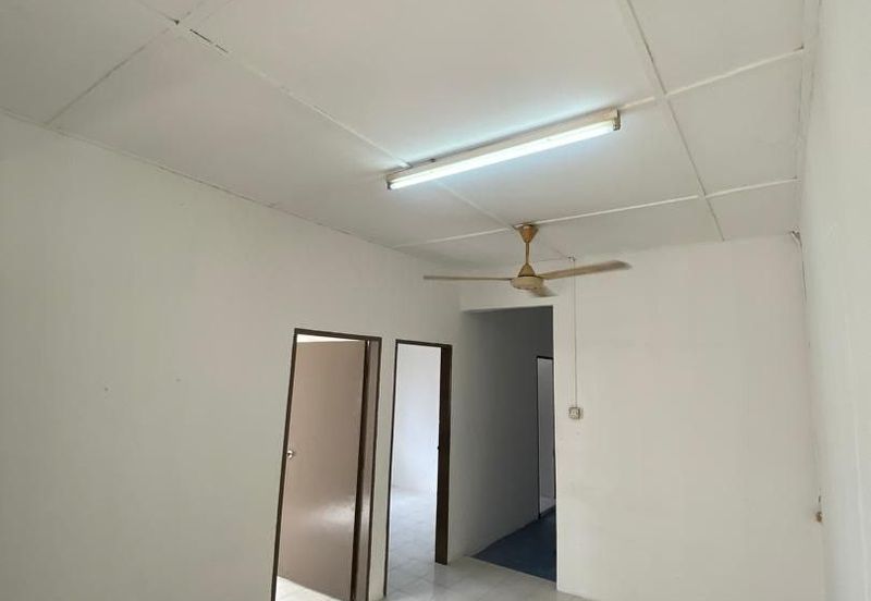 KAMPUNG PADANG LESTARI